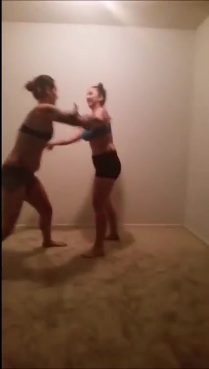 Michelle vs Tara